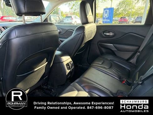 Used 2021 Jeep Cherokee Latitude Lux AWD/4WD image 8