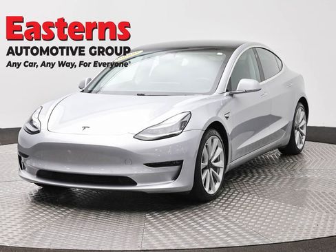 Used 2018 Tesla Model 3 Long Range image 1