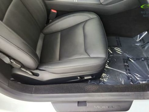 Used 2025 Tesla Model 3 Long Range AWD/4WD image 35