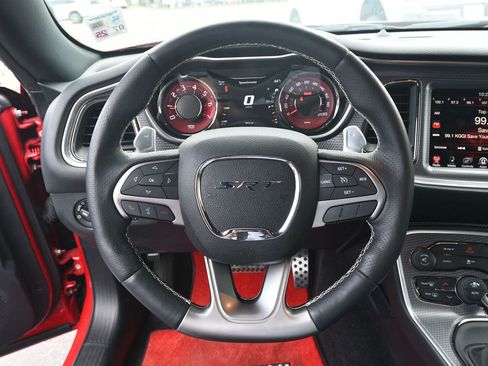 Used 2016 Dodge Challenger SRT Hellcat image 24