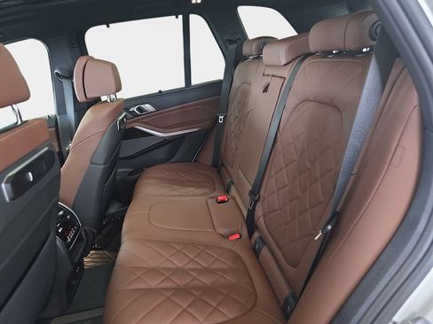 New 2026 BMW X5 sDrive40i w/ M Sport Package RWD image 9