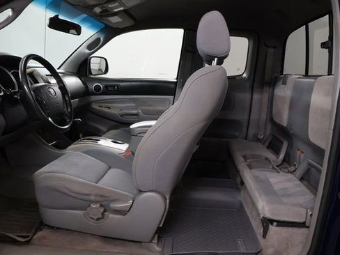 Used 2007 Toyota Tacoma PreRunner RWD image 8