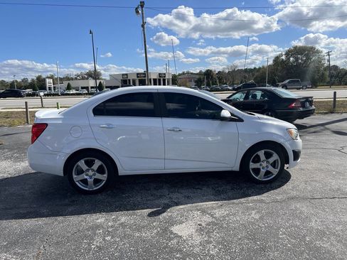 Used 2015 Chevrolet Sonic LTZ image 3