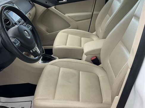 Used 2017 Volkswagen Tiguan Wolfsburg Edition AWD/4WD image 8