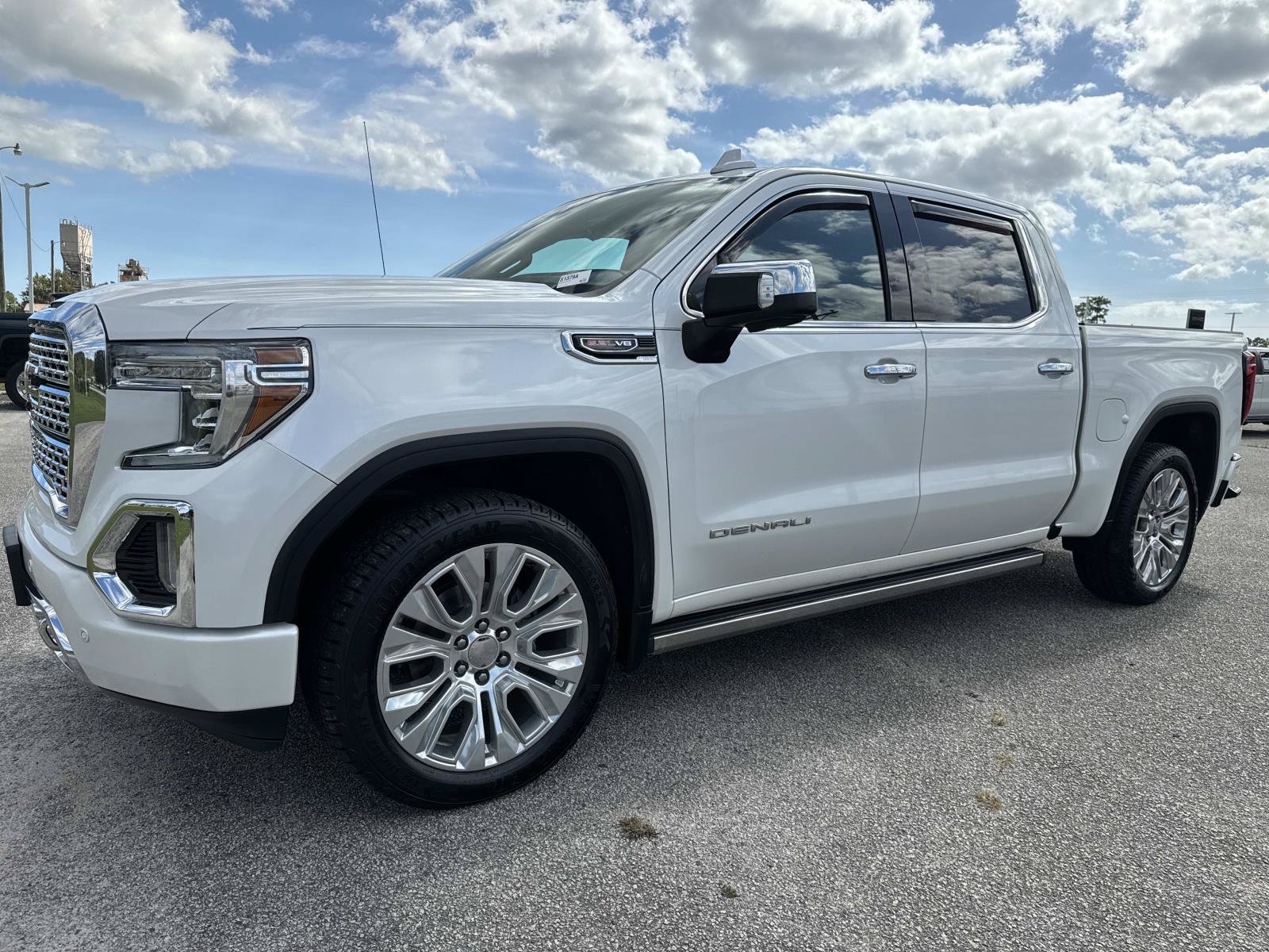 Used 2020 GMC Sierra 1500 Denali w/ Denali Ultimate Package AWD/4WD image 8