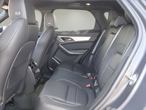 New 2026 Jaguar F-PACE R-Dynamic S AWD/4WD image 13