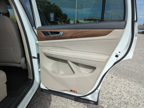 New 2026 Volkswagen Atlas SE image 31