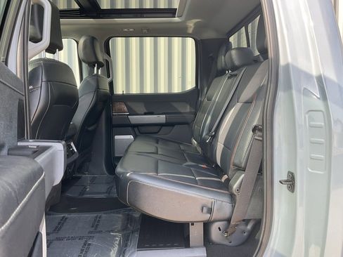 Used 2024 Ford F250 Lariat w/ Lariat Ultimate Package image 19
