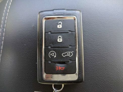 Used 2021 Jeep Grand Cherokee L Limited AWD/4WD image 33