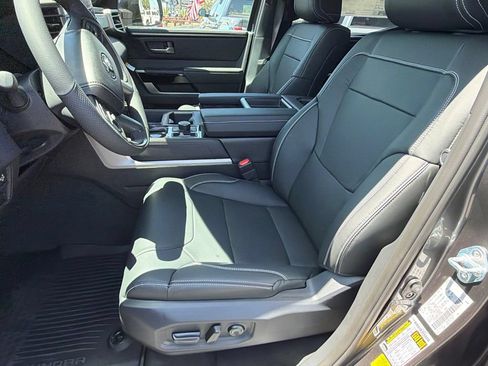 New 2026 Toyota Tundra Limited AWD/4WD image 21