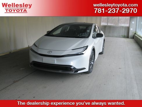 New 2026 Toyota Prius XLE image 1