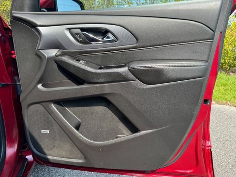 Used 2019 Chevrolet Traverse Premier w/ LPO, Floor Liner Package AWD/4WD image 41