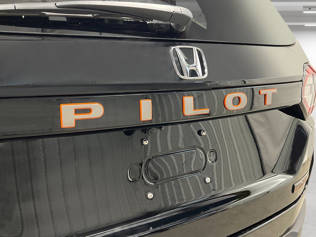 New 2026 Honda Pilot TrailSport image 8