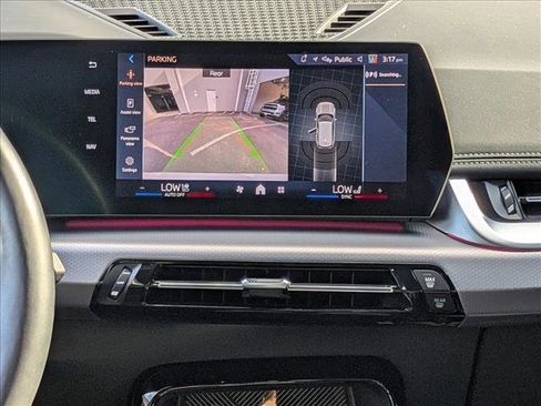 Used 2025 BMW X1 xDrive28i image 19