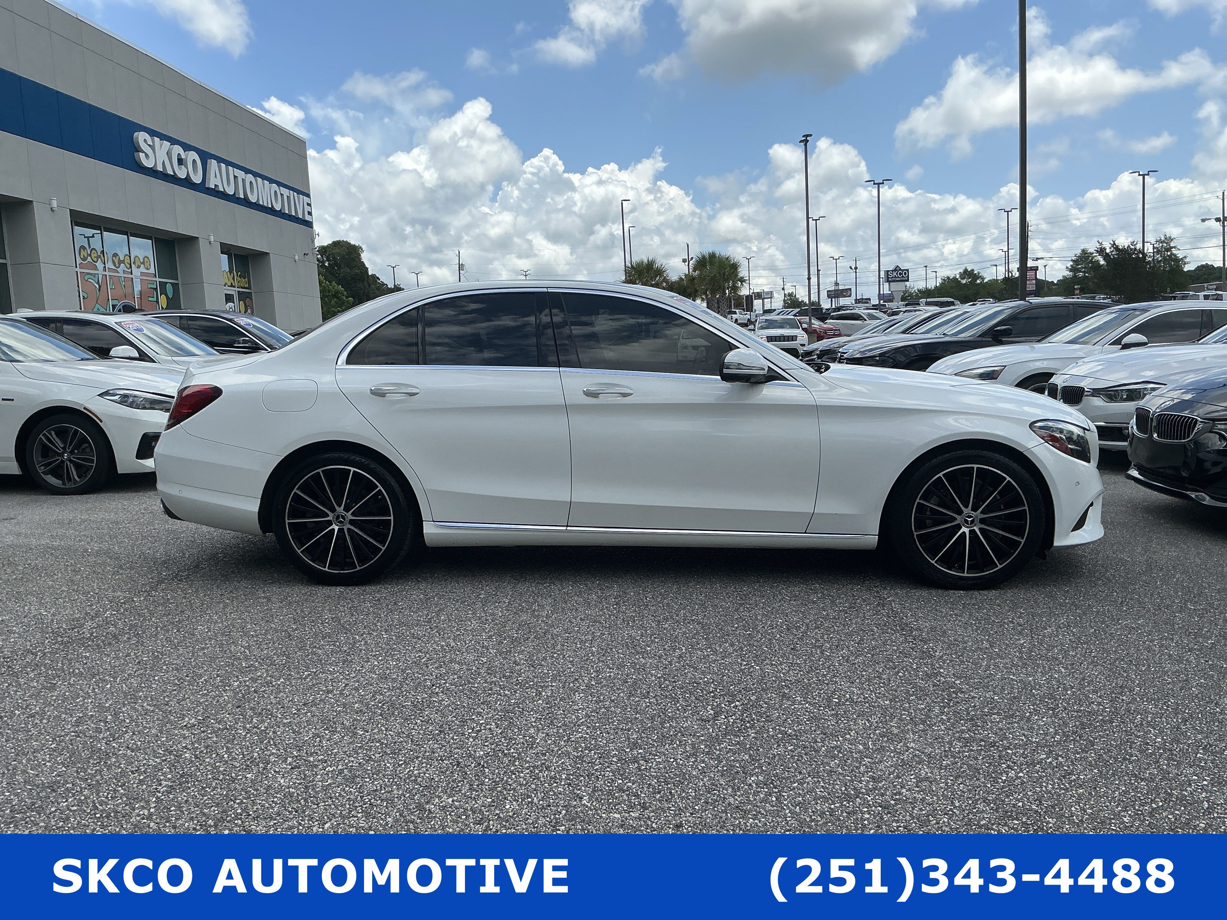 Used 2021 Mercedes-Benz C 300 Sedan w/ Parking Assistance Package image 6