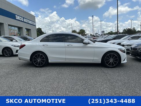 Used 2021 Mercedes-Benz C 300 Sedan w/ Parking Assistance Package image 6