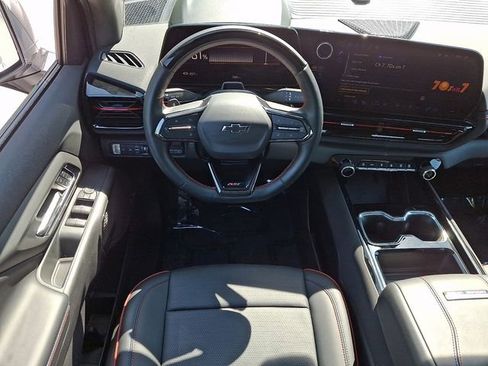 Used 2024 Chevrolet Silverado EV RST image 13