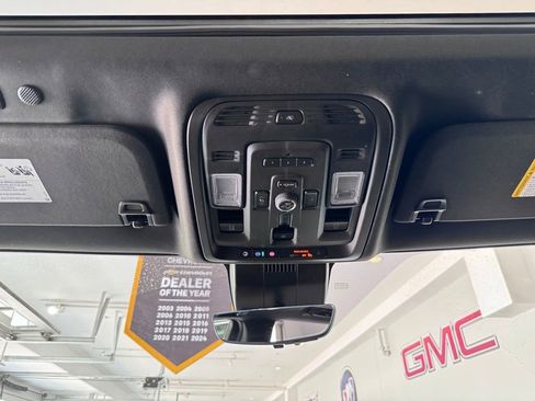 Certified 2023 GMC Yukon Denali w/ Denali Reserve Package AWD/4WD image 30