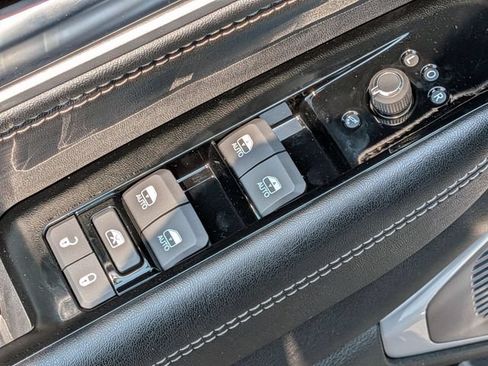 New 2026 Jeep Grand Wagoneer Limited AWD/4WD image 23