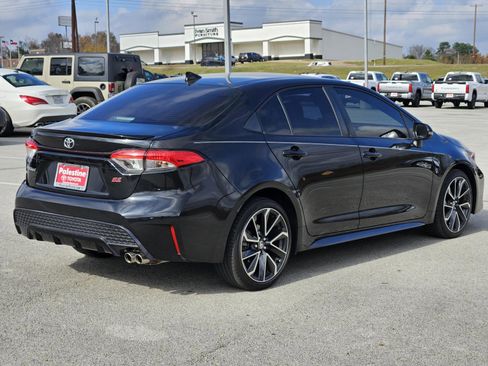 Used 2021 Toyota Corolla SE image 7