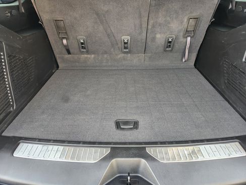 Used 2021 Chevrolet Suburban Z71 w/ Rear Media and Nav Package image 32