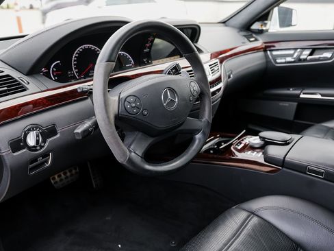 Used 2012 Mercedes-Benz S 63 AMG image 4