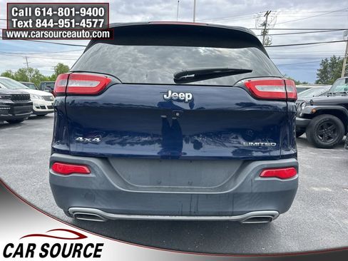 Used 2016 Jeep Cherokee Limited AWD/4WD image 5