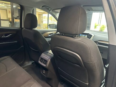 Used 2019 GMC Terrain SLE w/ Driver Convenience Package AWD/4WD image 30