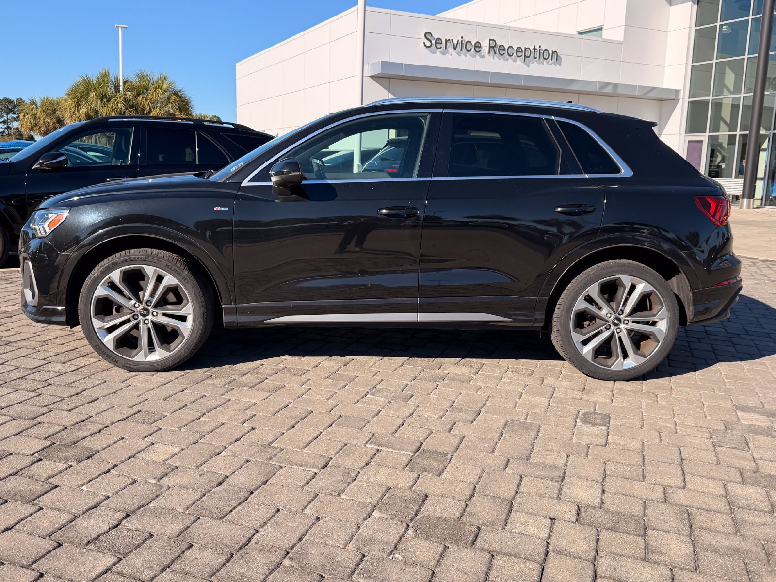 Used 2020 Audi Q3 2.0T Premium Plus w/ Premium Plus Package AWD/4WD image 12