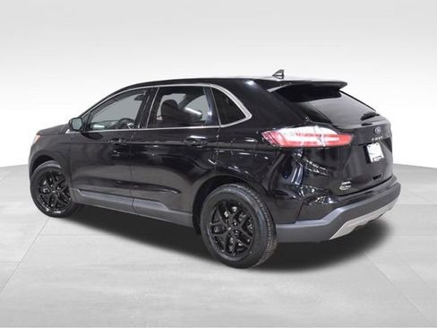 Used 2023 Ford Edge SEL image 7