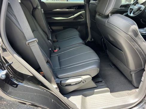 Used 2025 INFINITI QX60 Pure FWD image 13