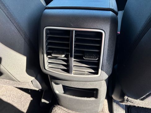 Used 2025 Kia Sportage LX image 22