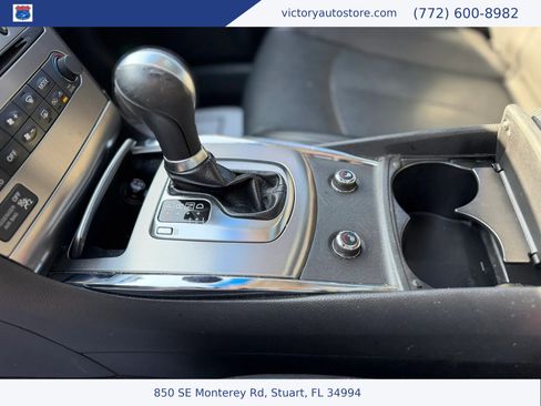 Used 2015 INFINITI Q40 w/ Moonroof Package RWD image 31