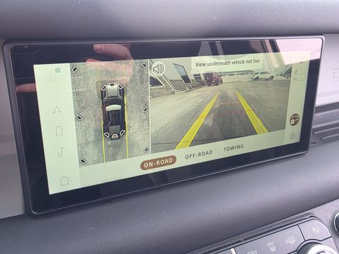 Used 2024 Land Rover Defender 110 S image 5