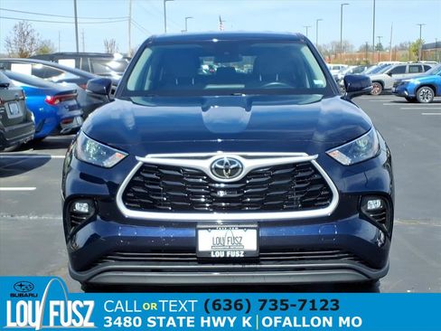 Used 2023 Toyota Highlander LE image 35