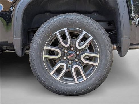 New 2026 GMC Sierra 1500 AT4 w/ AT4 Premium Package AWD/4WD image 10