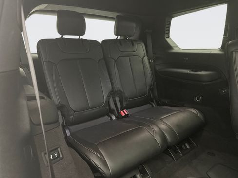 Used 2023 Jeep Grand Cherokee L Overland AWD/4WD image 22