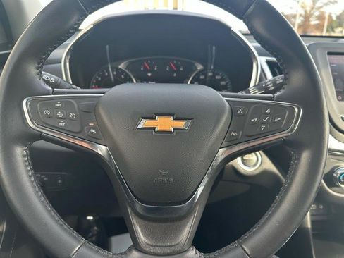 Used 2021 Chevrolet Equinox LT image 9