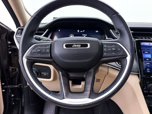 Used 2021 Jeep Grand Cherokee L Limited image 33