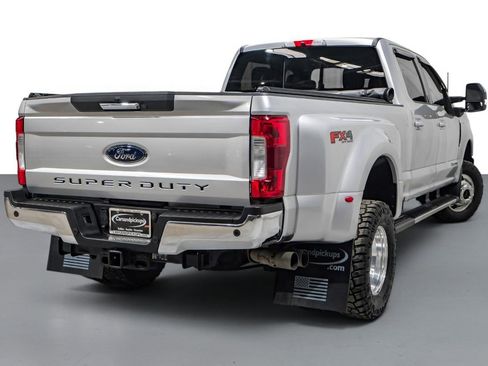 Used 2019 Ford F350 Lariat w/ Lariat Value Package AWD/4WD image 6