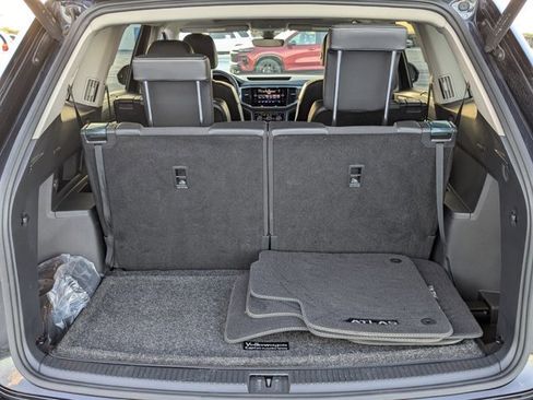 Used 2023 Volkswagen Atlas SEL image 6