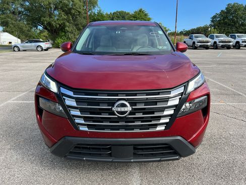 Used 2025 Nissan Rogue SV AWD/4WD image 7