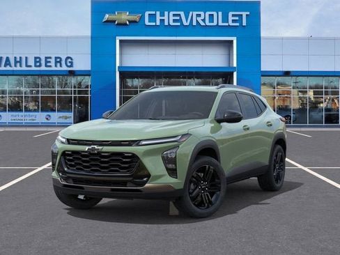 New 2026 Chevrolet Trax ACTIV w/ Sunroof Package FWD image 6