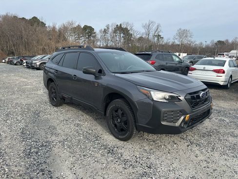 Used 2025 Subaru Outback Wilderness image 7
