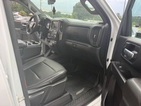 Used 2020 GMC Sierra 2500 2WD Crew Cab w/ Convenience Package image 17