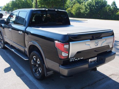 Used 2021 Nissan Titan Platinum Reserve w/ Moonroof Package AWD/4WD image 5