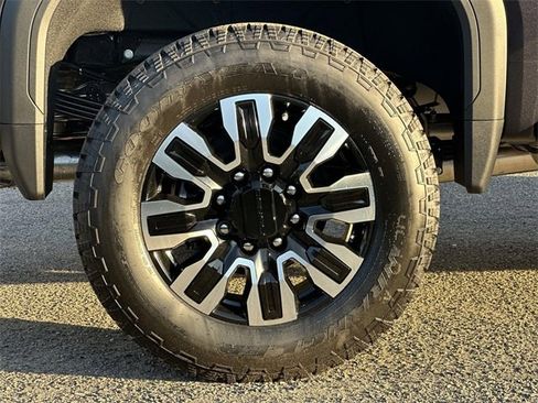 New 2026 GMC Sierra 2500 Denali Ultimate image 31