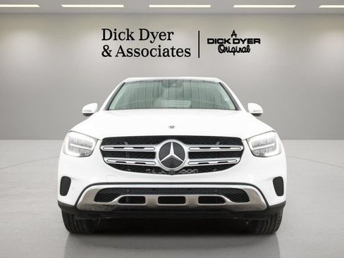 Used 2022 Mercedes-Benz GLC 300 image 4