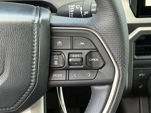 New 2026 Toyota 4Runner TRD Off-Road Premium AWD/4WD image 15
