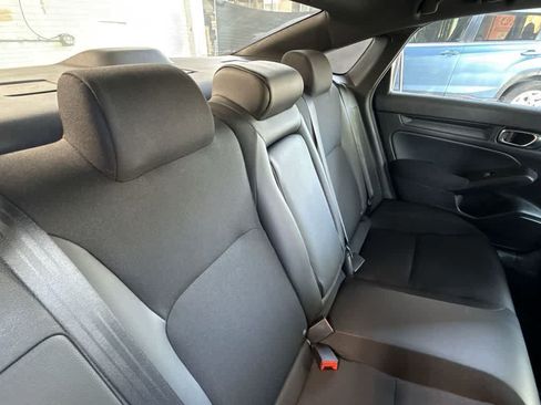 Used 2025 Honda Civic Sport image 26